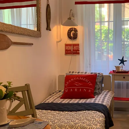 Mini Marine Свиноуйсьце