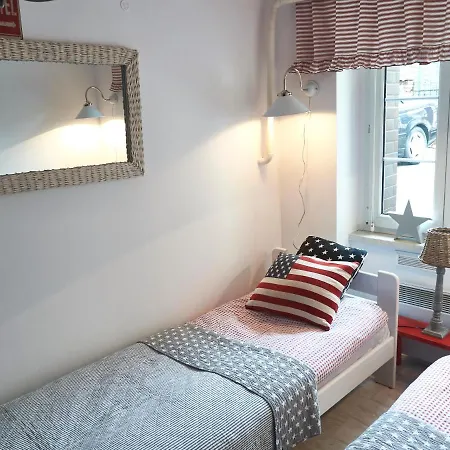 Mini Marine Свиноуйсьце